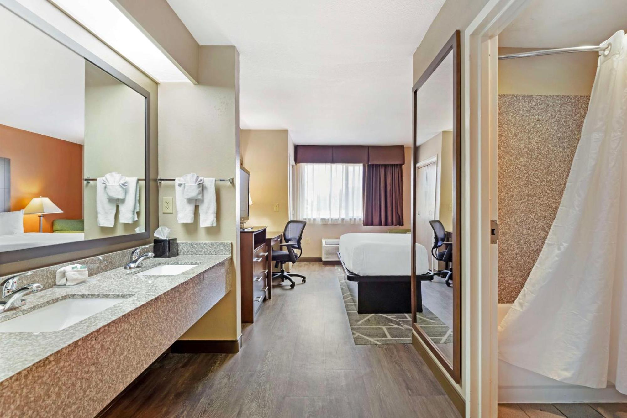 Best Western Inn & Suites New Braunfels Exteriör bild